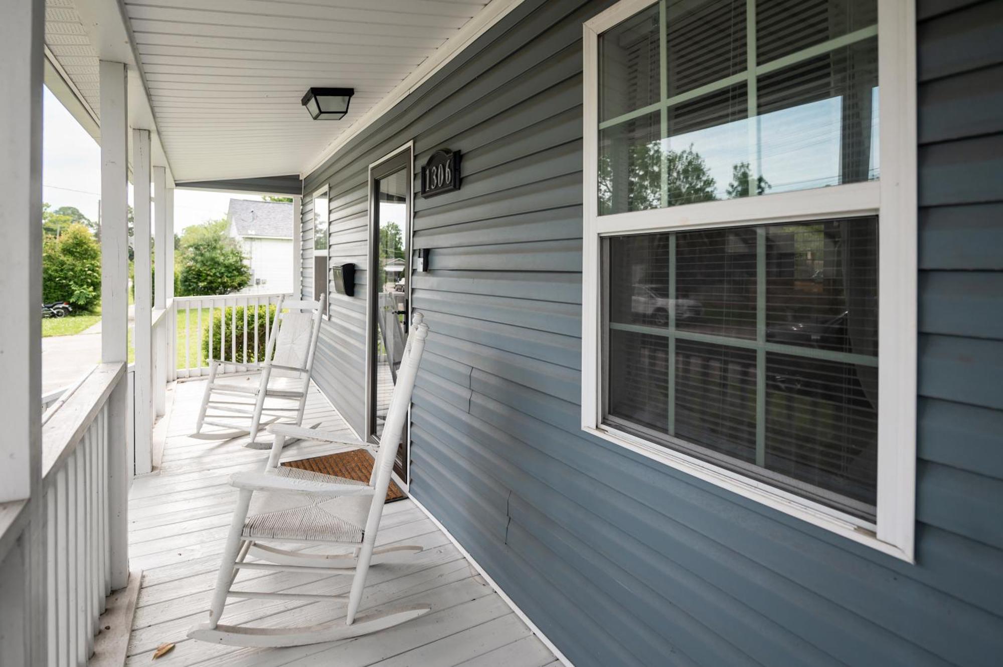 Bluewater Downtown Cottage Wilmington Exterior photo